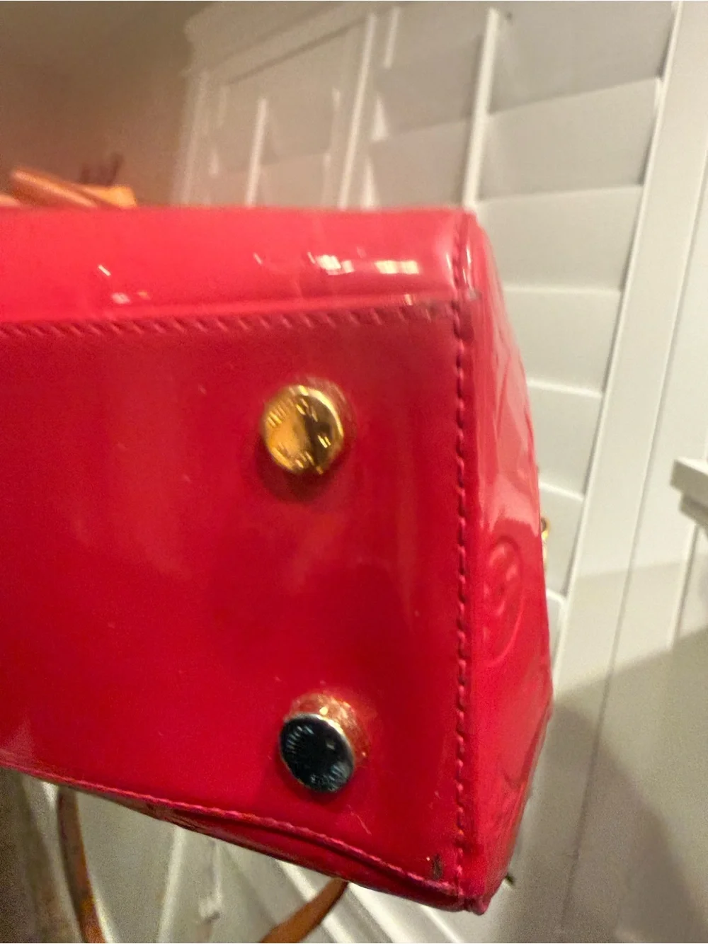 Louis Vuitton Red Vernis Brea MM Top Handle  Detachable Strap